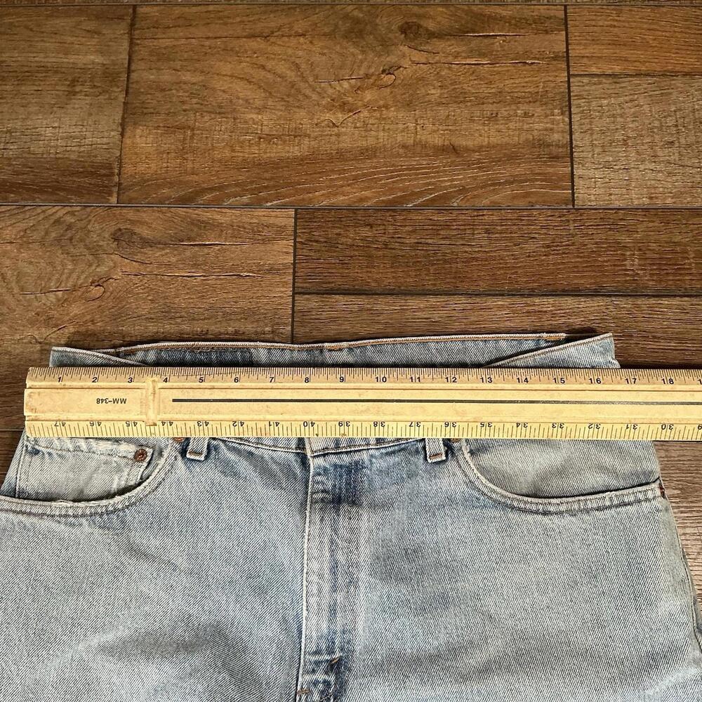 VINTAGE Levi’s 560 Jeans Red Tab 34x30 Light Wash USED SHIPS ASAP - Picture 8 of 9